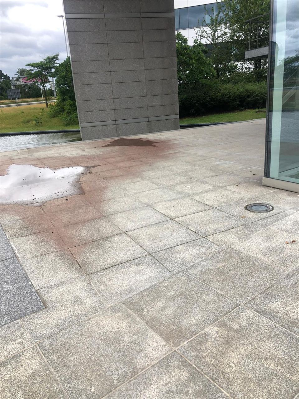 DHL vernieuwen terras