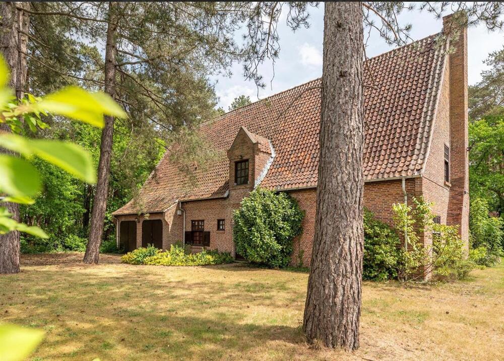 Woning Kasterlee vóór renovatie — oude gevel